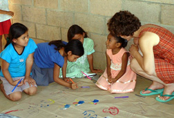 children painting