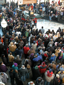Rally at Riverpark Square